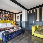 Art & Interiors فندق بودروم