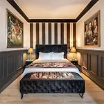 فندق Art & Interiors بودروم