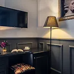 Art & Interiors فندق 2*
