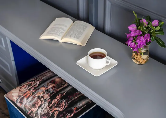 Art & Interiors Отель 2*