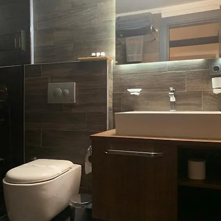 Art & Interiors Бодрум